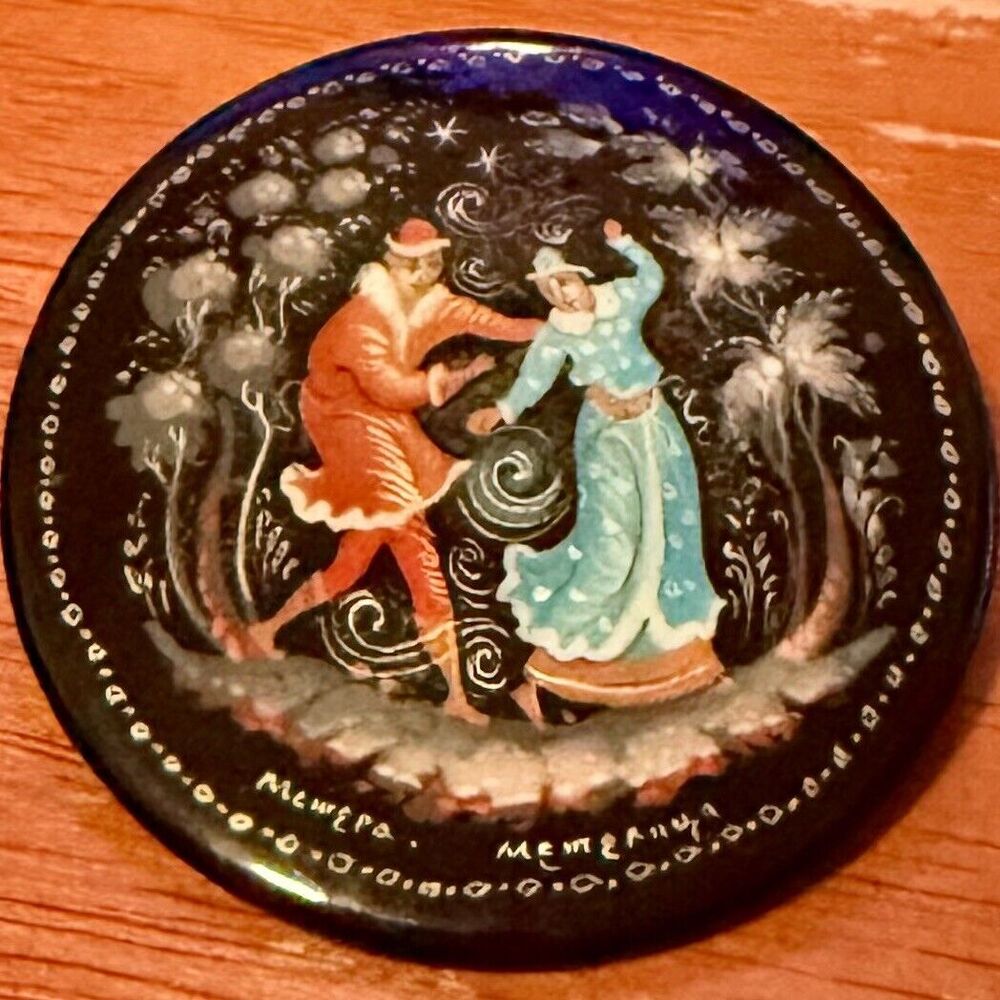 Vintage Russian Lacquer Hand Painted Lady‎ Dancing Couple Brooch Signed USSR